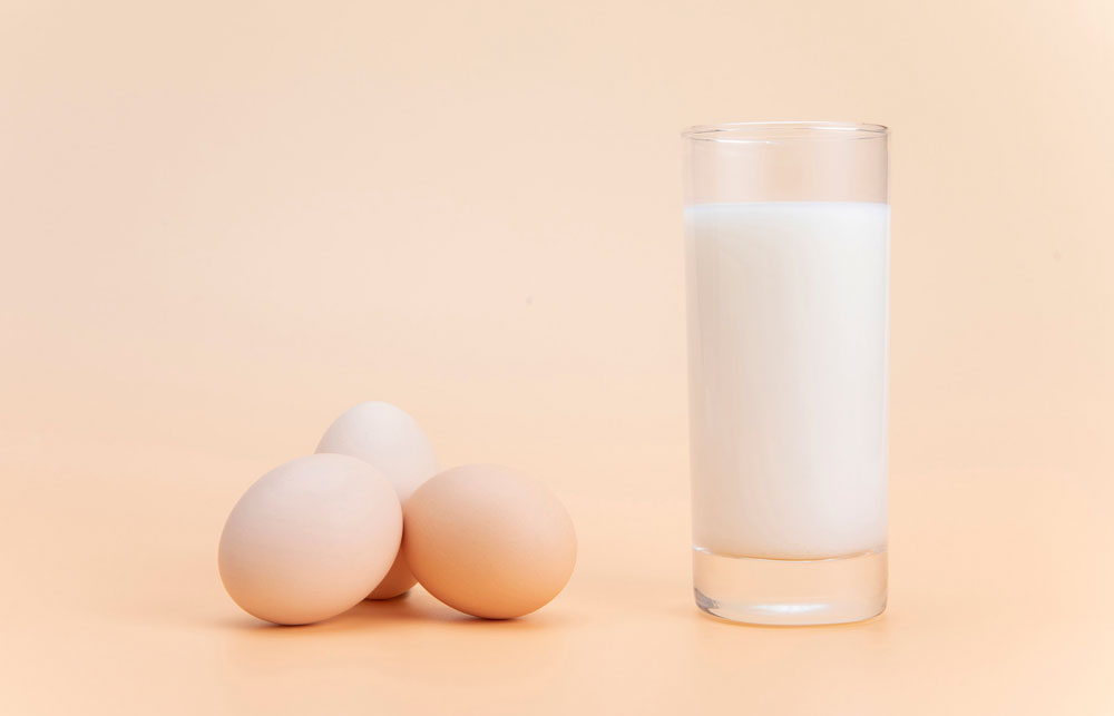 摄图网_501610357_banner_飞溅的牛奶水花涟漪（企业商用）.jpg